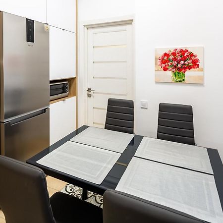 Romari Апартаменти Куліша 41 Lviv Bagian luar foto